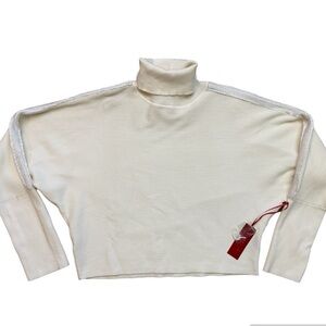 Metallic accented Jennifer Lopez Ribbed Sweater NWT